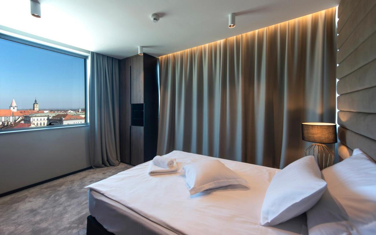 וואראז'דין Hotel Turist מראה חיצוני תמונה