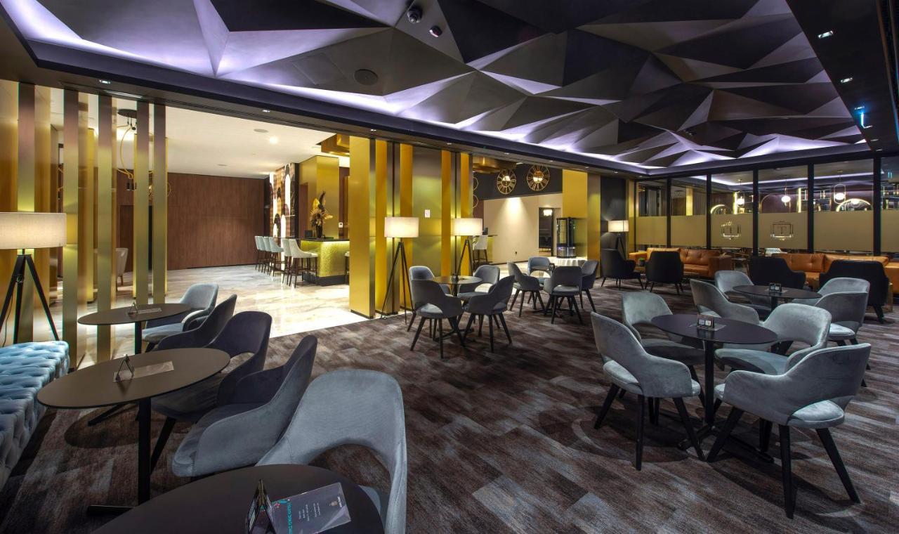 וואראז'דין Hotel Turist מראה חיצוני תמונה