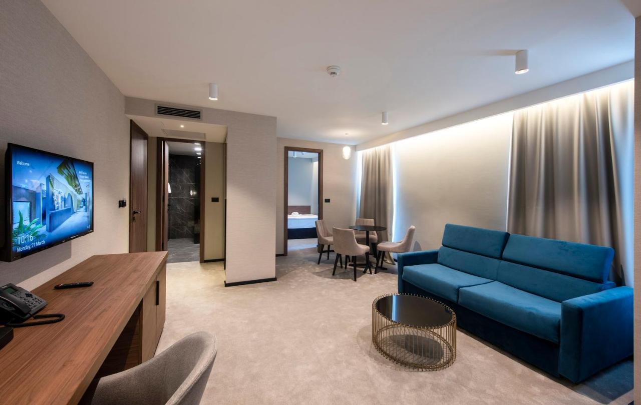 וואראז'דין Hotel Turist מראה חיצוני תמונה
